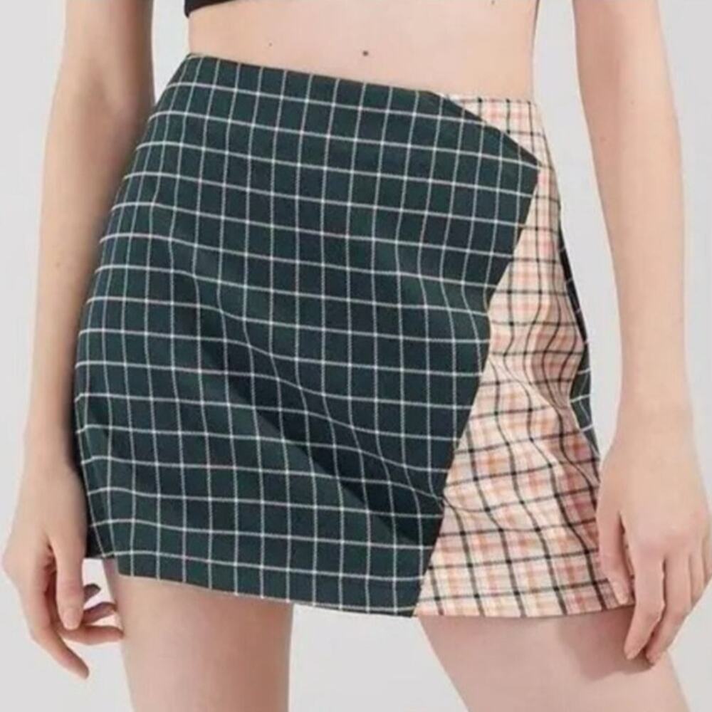 Urban Outfitters Green Fitted Preppy Plaid Mini Skirt SZ S